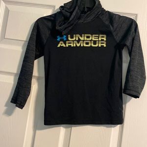 Under armour long sleeve dry fit material